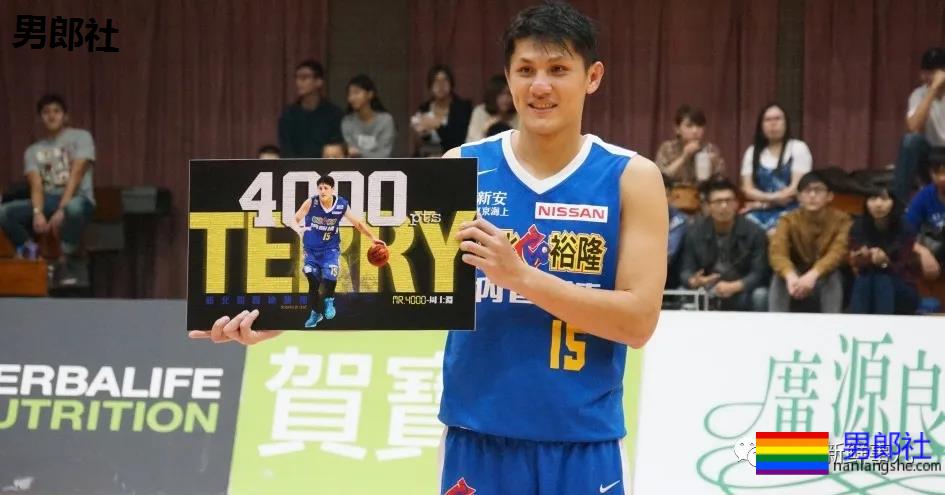 知名篮球运动员KTV与多人“寻欢”,还拍视频传上网-51虹马