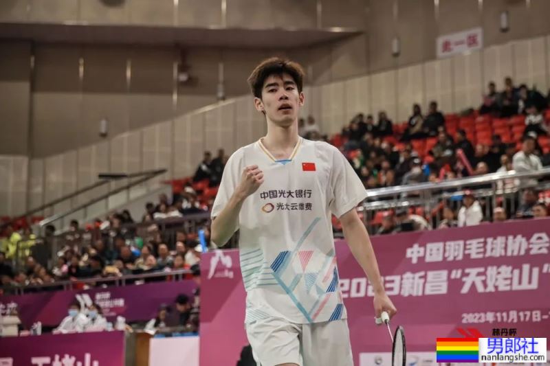 和林丹拍过照的羽毛球少年,18岁变这么帅-51虹马