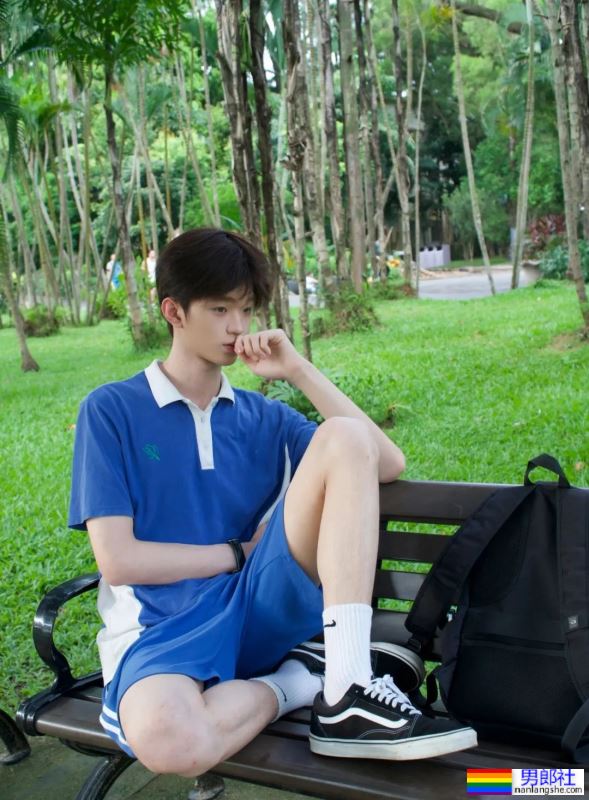 钻石男高，又白又修长-51虹马