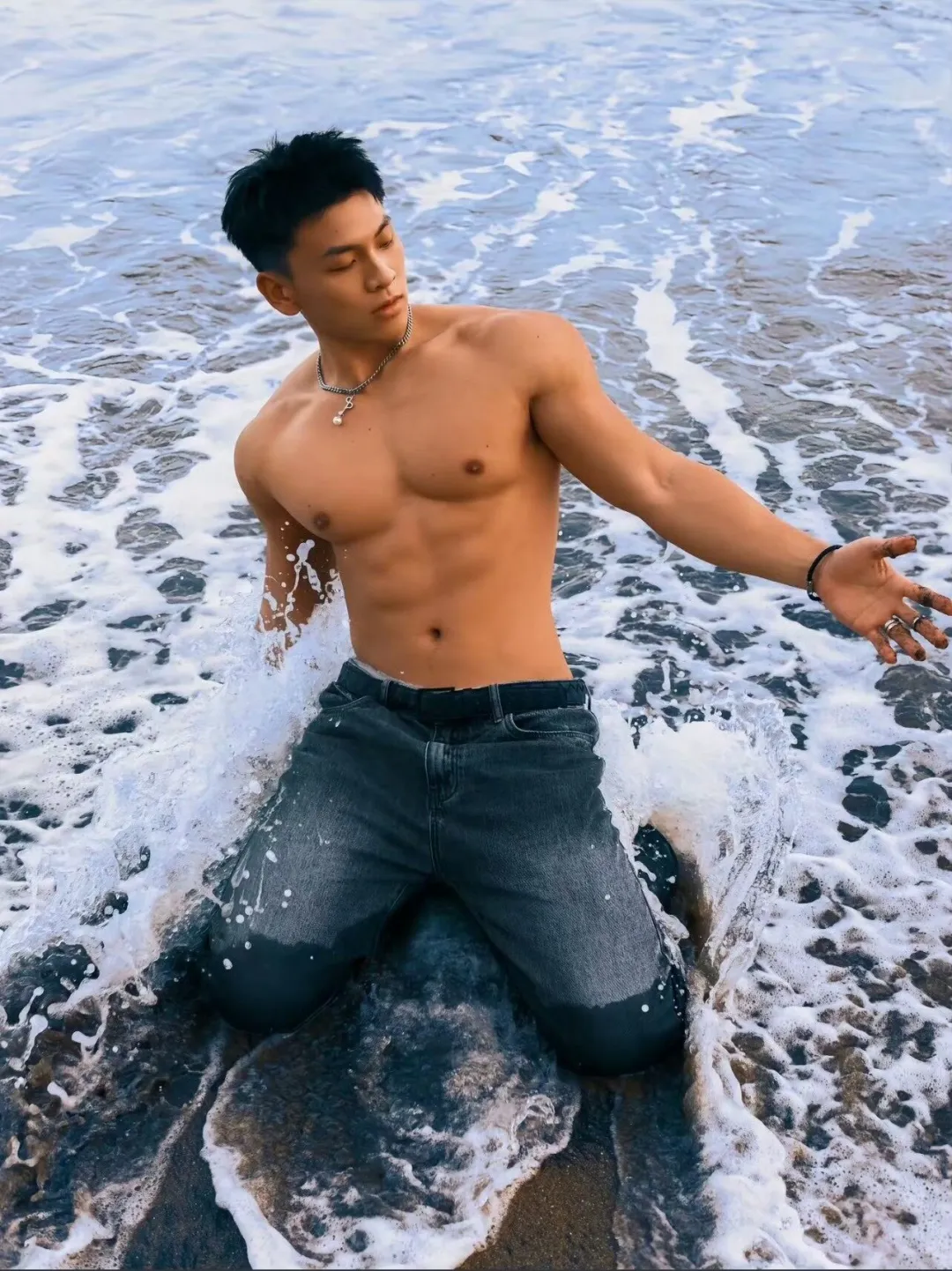 2025年度天菜帅哥排行榜Top10-51虹马