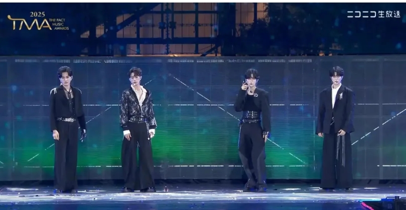 《D4 TMA舞台全程》好棒好听好看-51虹马